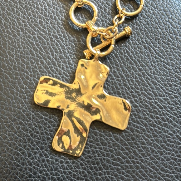 Gold Boho Chunky Hammered Cross Pendant Necklace - Picture 3 of 8